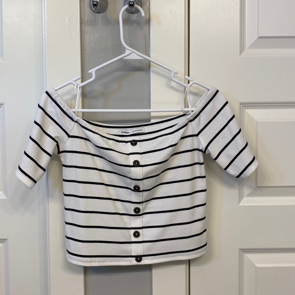 Off shoulder tube crop top, striped with decorative buttons